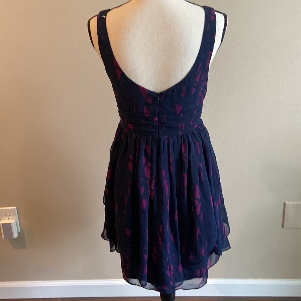 Bcbgeneration Fully Lined Leaf Skirted Dress Size… - image 5